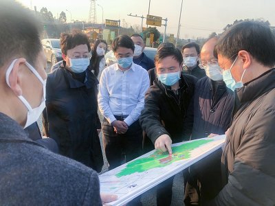 內(nèi)江市委副書記、市長(zhǎng)鄭莉到川威集團(tuán)連界基地調(diào)研疫情防控及經(jīng)濟(jì)發(fā)展工作