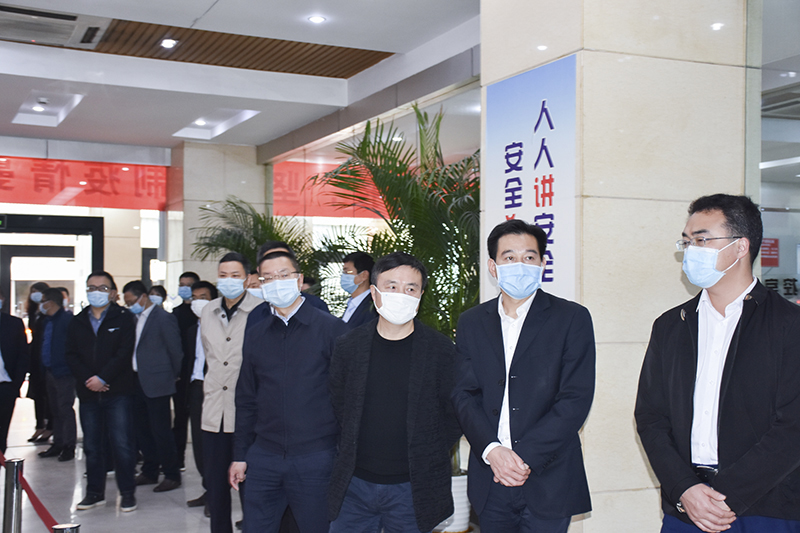 內(nèi)江市市中區(qū)黨政代表團赴川威連界基地開展投資促進(jìn)活動(圖1)