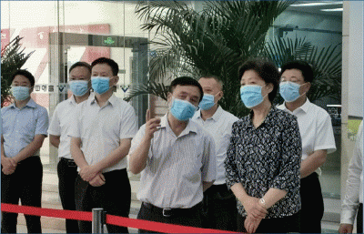 省委常委、統(tǒng)戰(zhàn)部長(zhǎng)、省總工會(huì)主席田向利調(diào)研川威連界基地并慰問一線員工