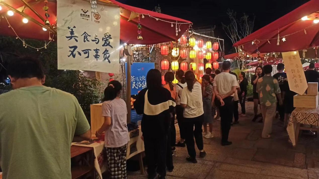 彝族年，迎西馬，大石板古村“火出圈”！(圖5)
