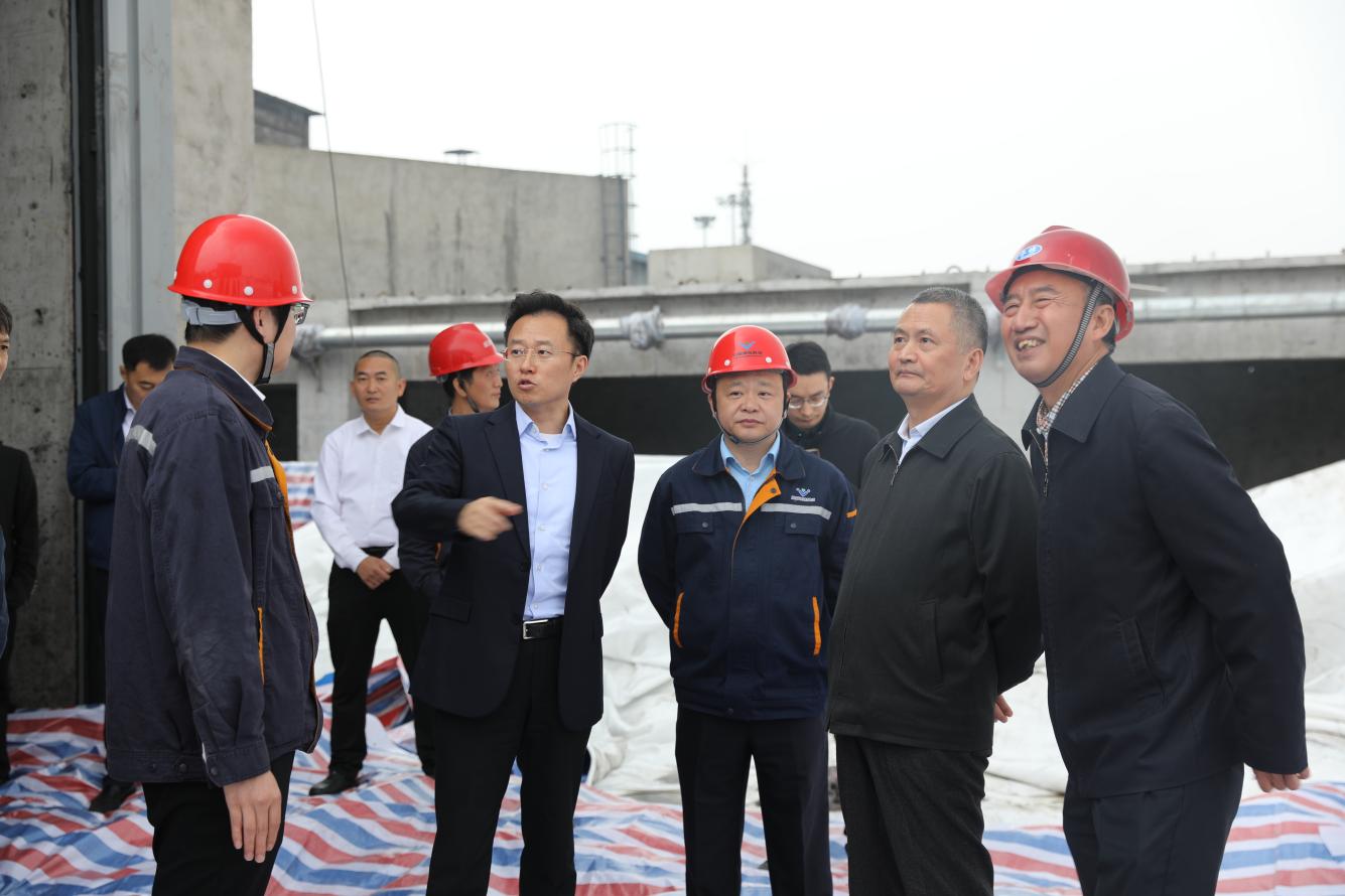 市人大常委會副主任曾云忠、市政府副市長畢勝到川威調(diào)研督導(dǎo)超低排放改造推進(jìn)情況(圖3)